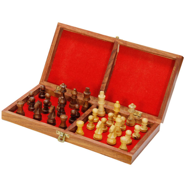 JD Sports Chess Material Wooden Pack Of 1 - Image 2
